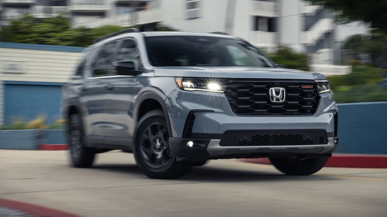 2023 Honda Pilot TrailSport First Test: A Costly SUV That Doesn’t Ride All That Well