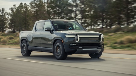 How Fast Is a Rivian R1T?